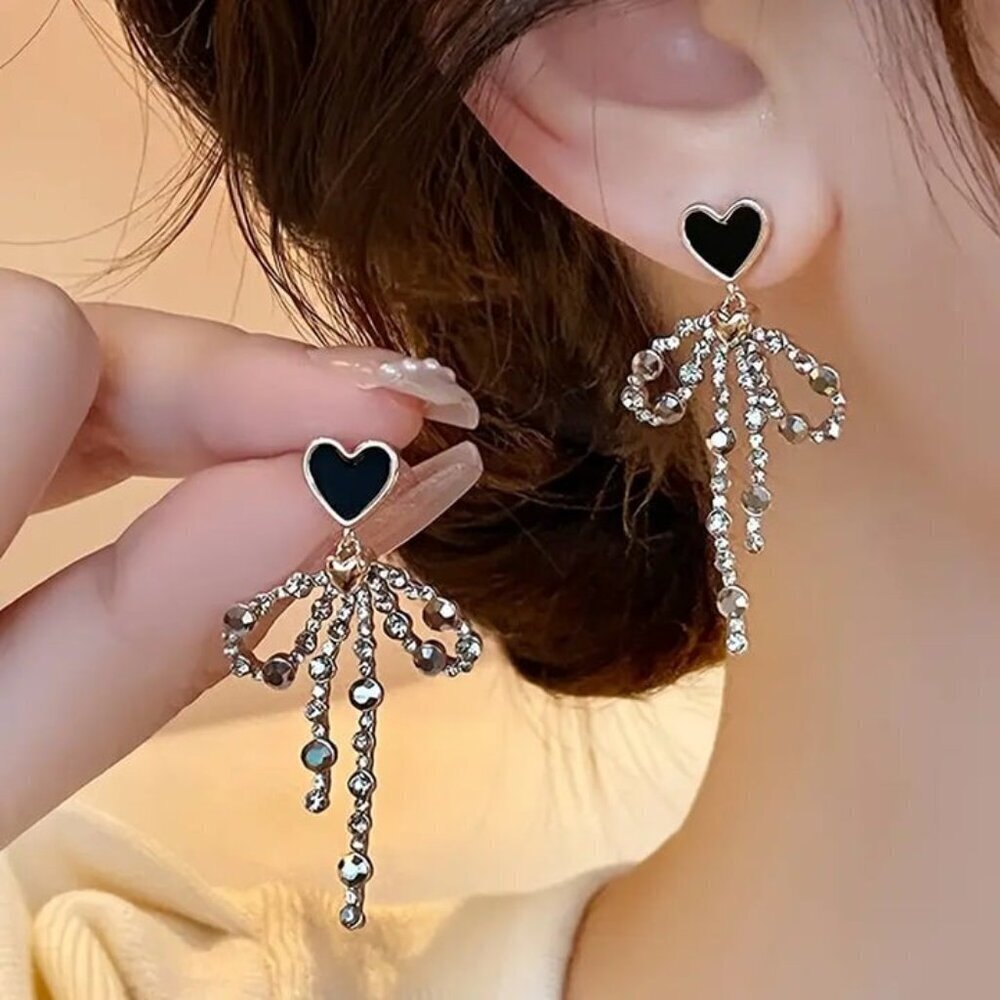 NEW elegant bow earrings, coquette bow jewelry, black heart earrings, dangle